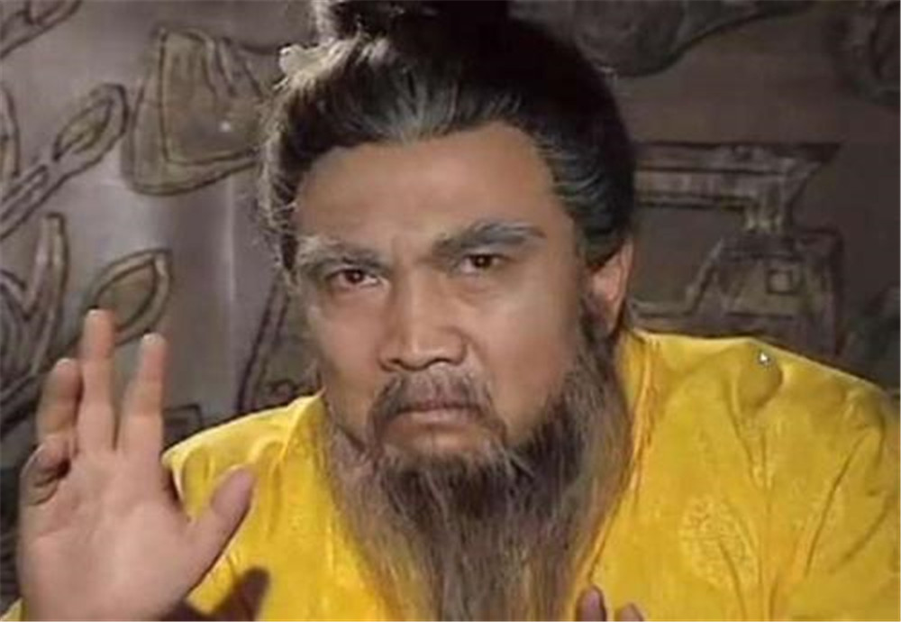 曹操的头痛怎么治,曹操的头疼病华佗能治好吧