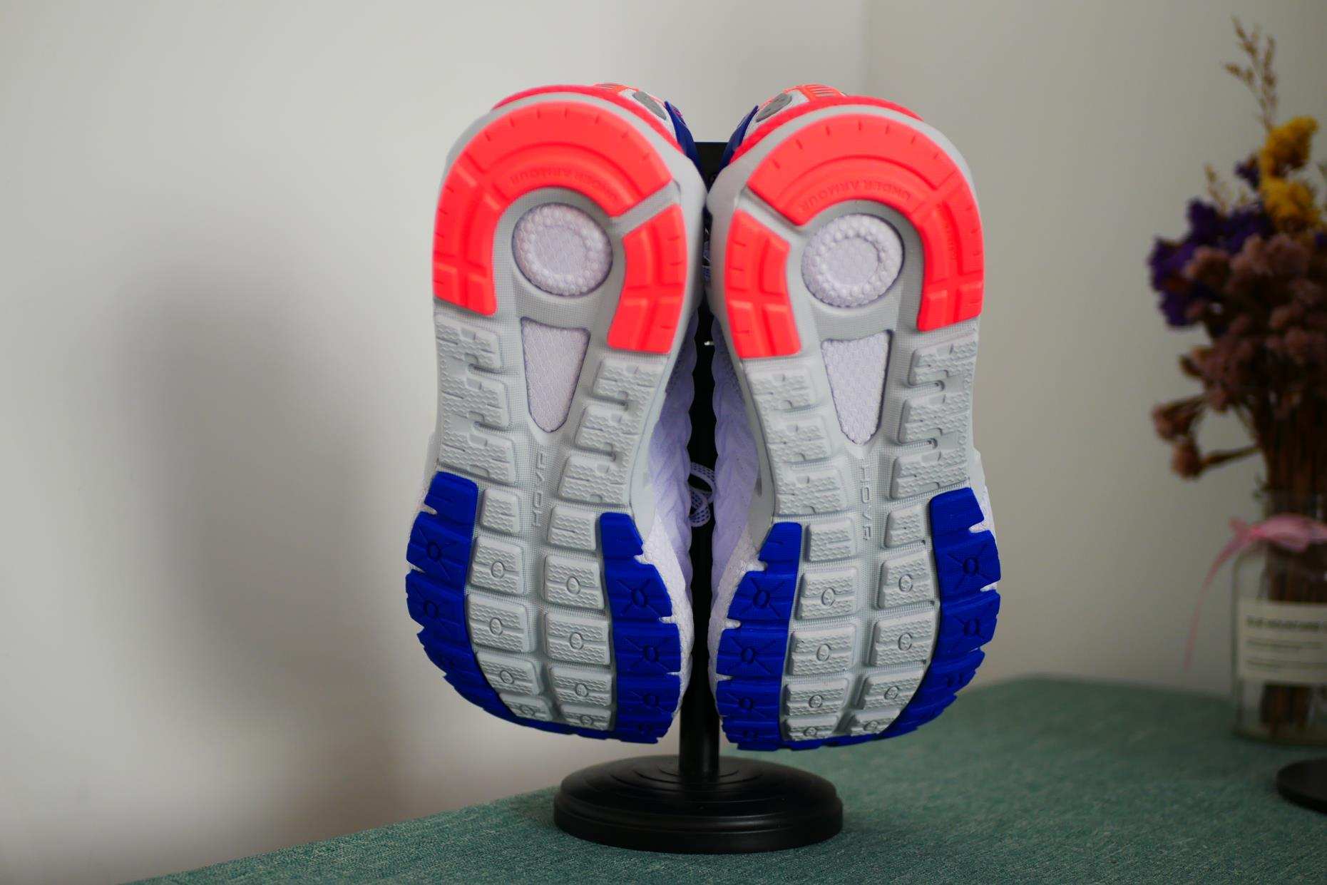 始于颜值忠于品质雷克萨斯,始于颜值忠于舒适鞋子