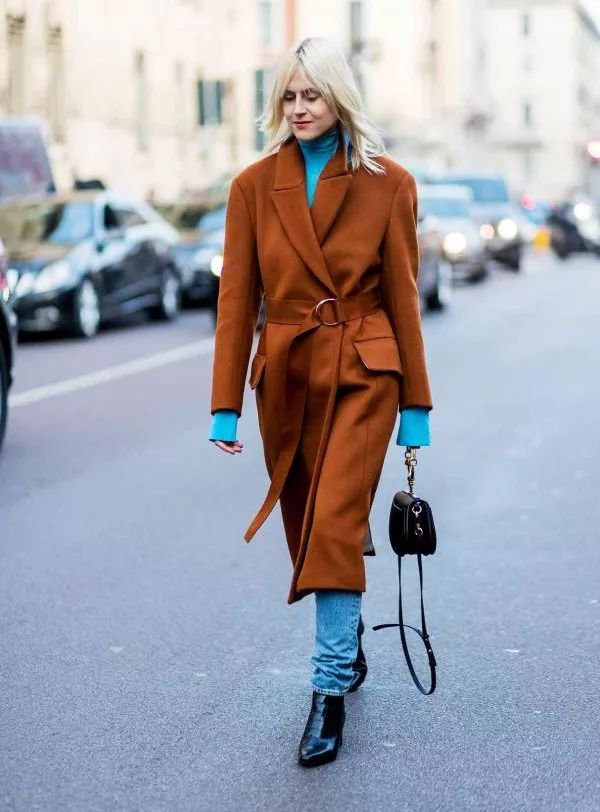 大屁股的人怎样穿搭不伤腰,屁股大腿大的女人穿衣搭配