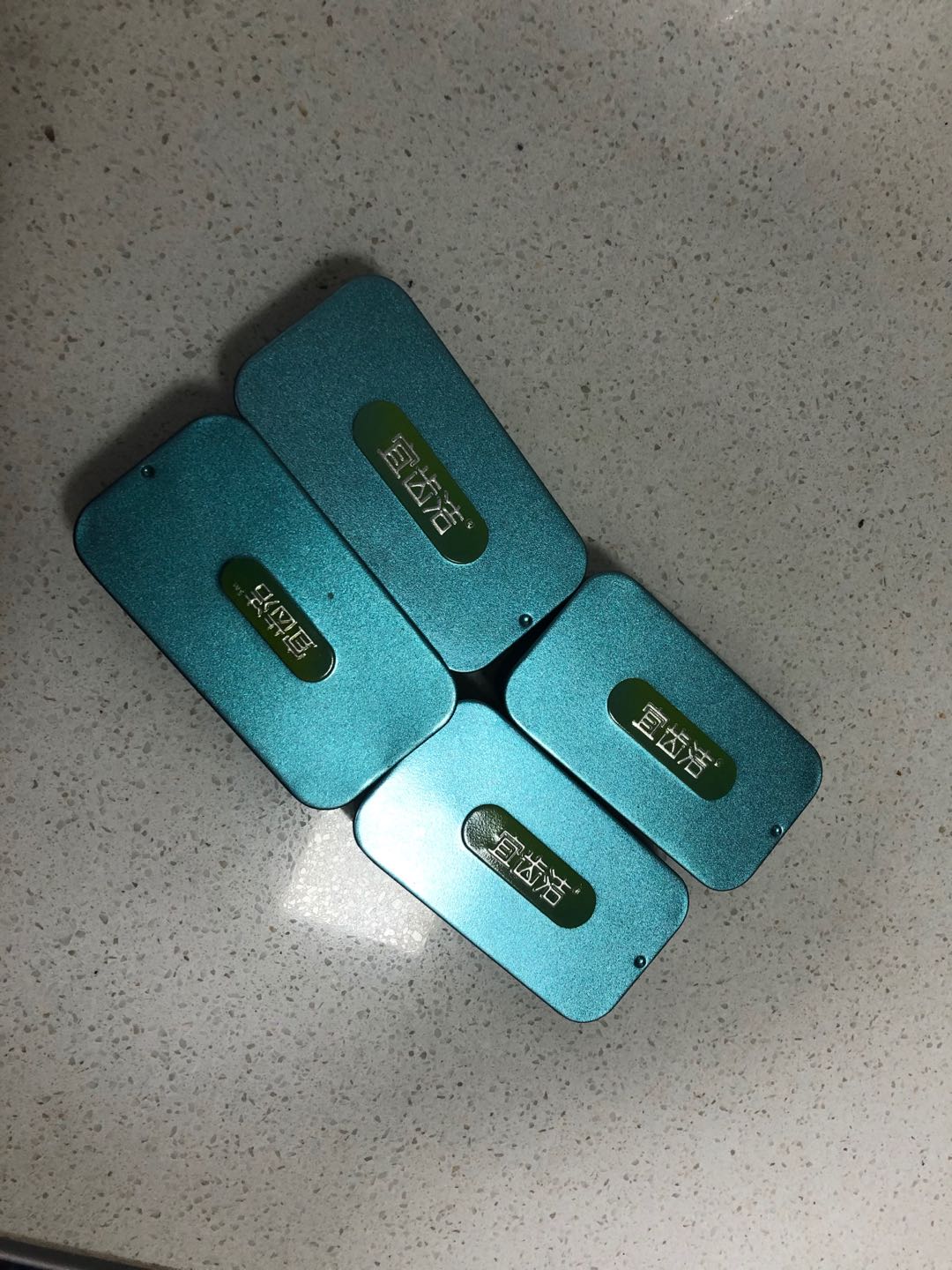 天天宅家胡吃海塞,水牙线比电动牙刷更靠谱!用过的都知道