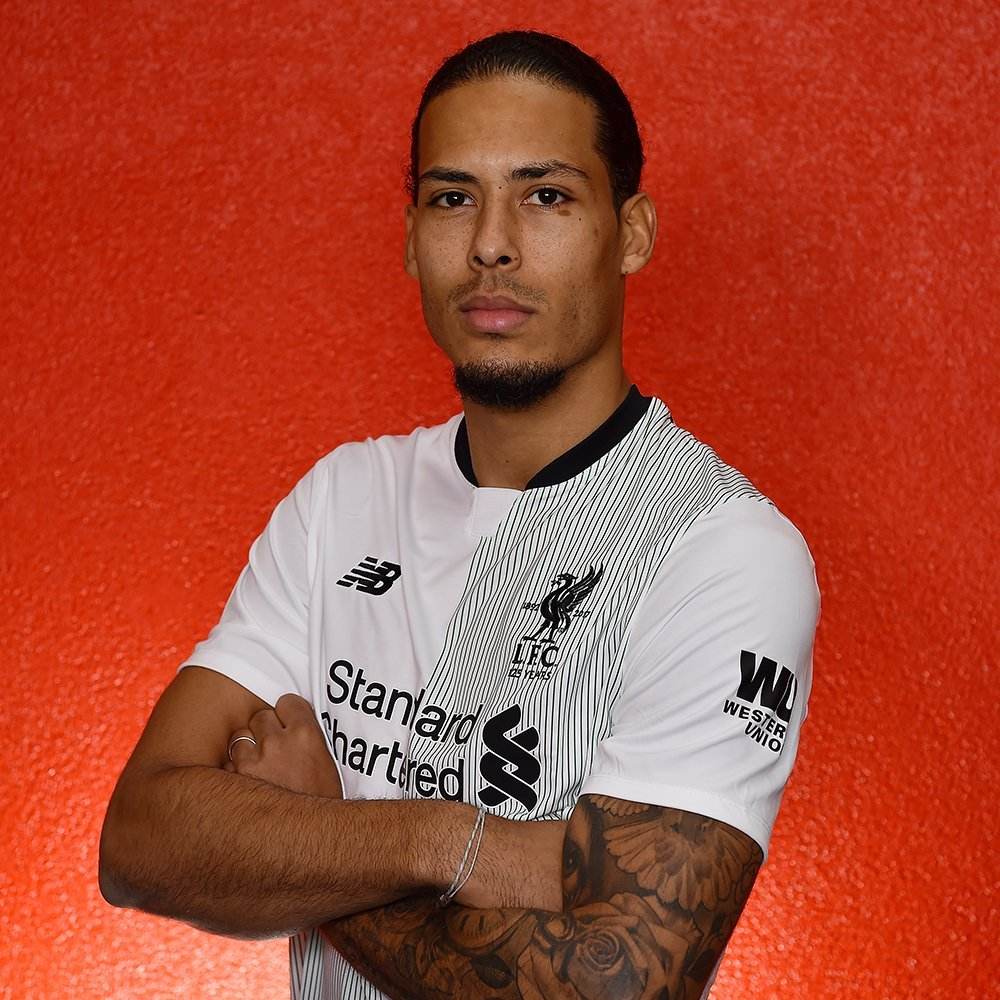 姆巴佩梅西c罗哪个实力更强,24岁的姆巴佩梅西c罗谁更强