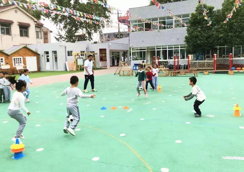 新区幼儿园怎么样,幼儿园足球文化理念简介