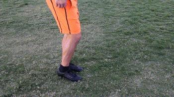 侧凌空射门的正确方法,凌空射门教学