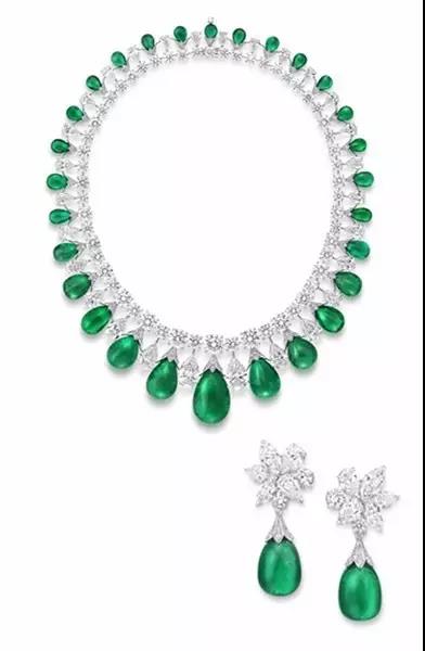 对付女人,没有一件珠宝解决不了的!