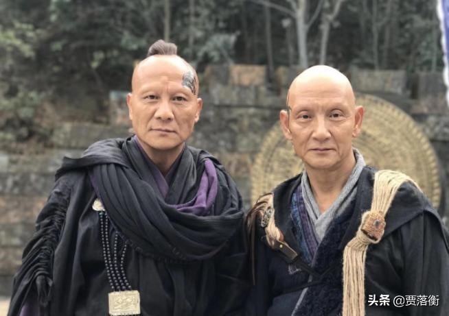 娶初恋女友，因拍戏谢顶，演半辈子反派，61岁的杜玉明怎么样了？