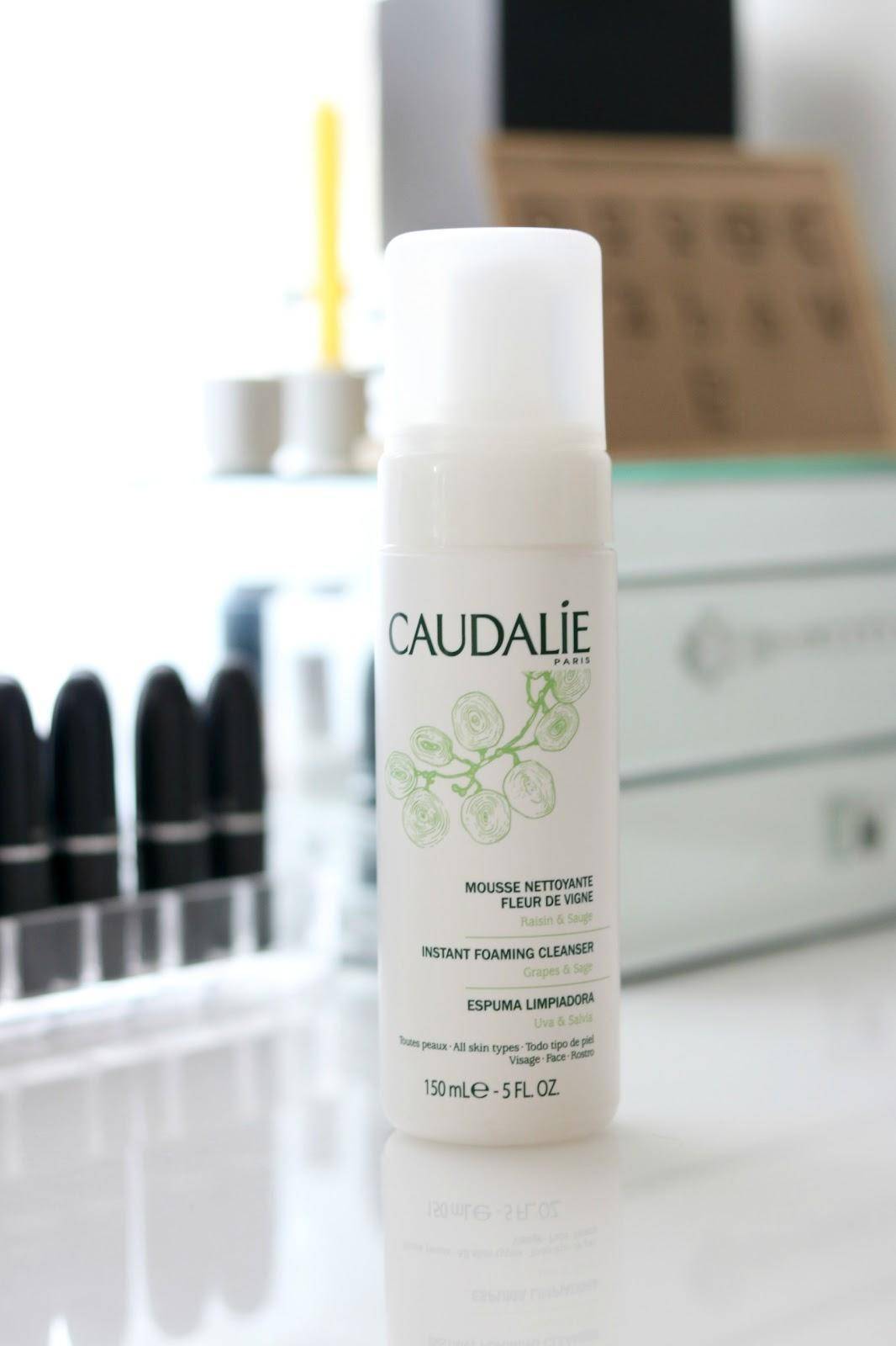 混合性肌肤t区出油怎么办,混合皮肤t区出油是什么原因