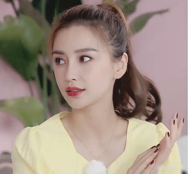 人脉：解密喝88万红酒的刘嘉玲贵妇朋友圈，杨颖同赵薇谁能接班