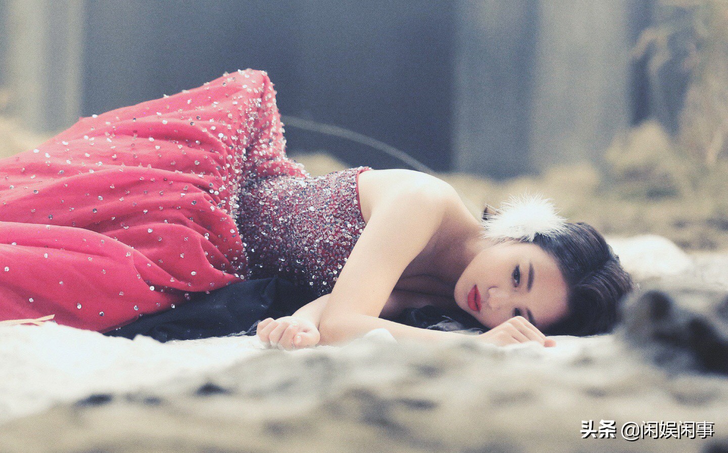 坎坷的鬼鬼：母亲不给生活费被迫出道，孝顺沦为“自动提款机”