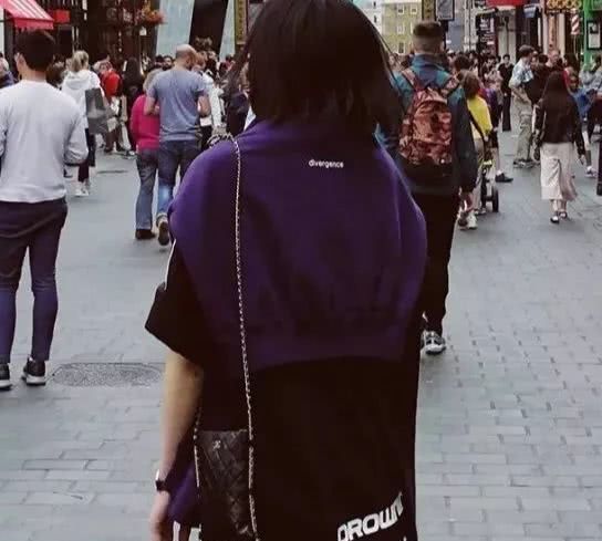 刘雯大包包推荐,刘雯同款豹纹包包