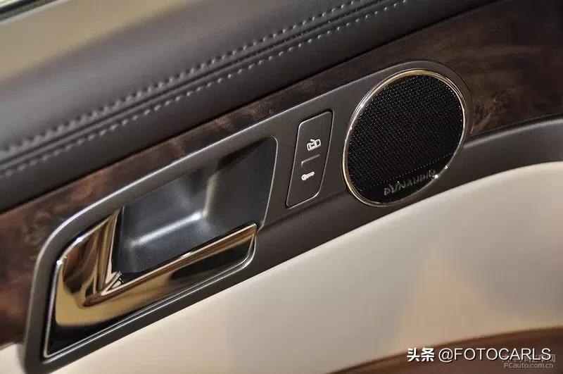 最新款豪华大众辉腾,2015年大众辉腾v84座顶配