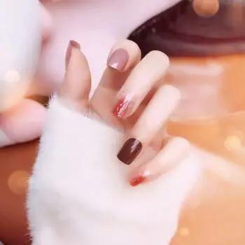 好看的平价可撕拉指甲油推荐,便宜好用的指甲油推荐