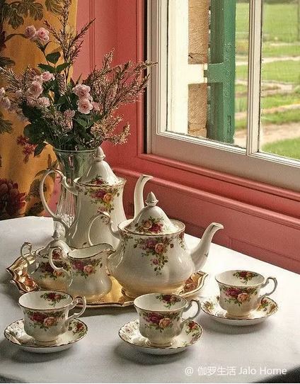 三个著名的欧洲瓷器品牌 (那些堪称艺术品的外国瓷器品牌)