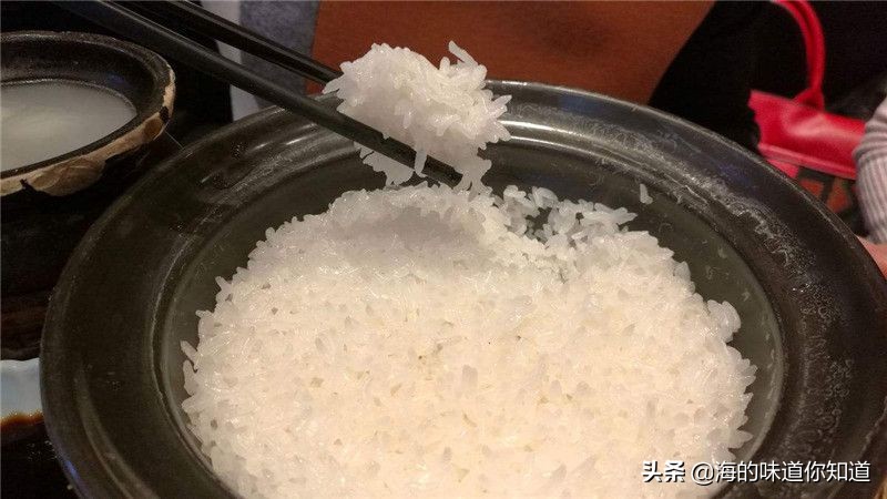 米饭蒸出来有股胶味,米饭发粘
