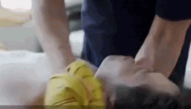 东北第一次搓澡体验,听说北方搓澡