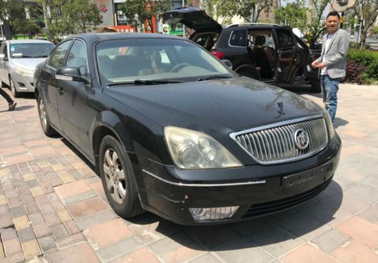 别克君越半年车五千公里出售,出售15年别克君越