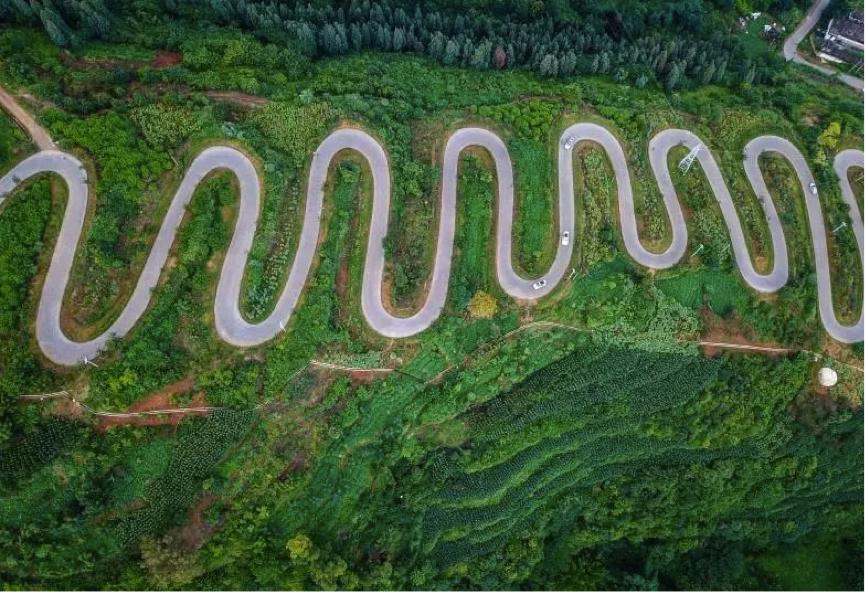 雷克萨斯es300h对比奔驰e,雷克萨斯es300h和奔驰e级