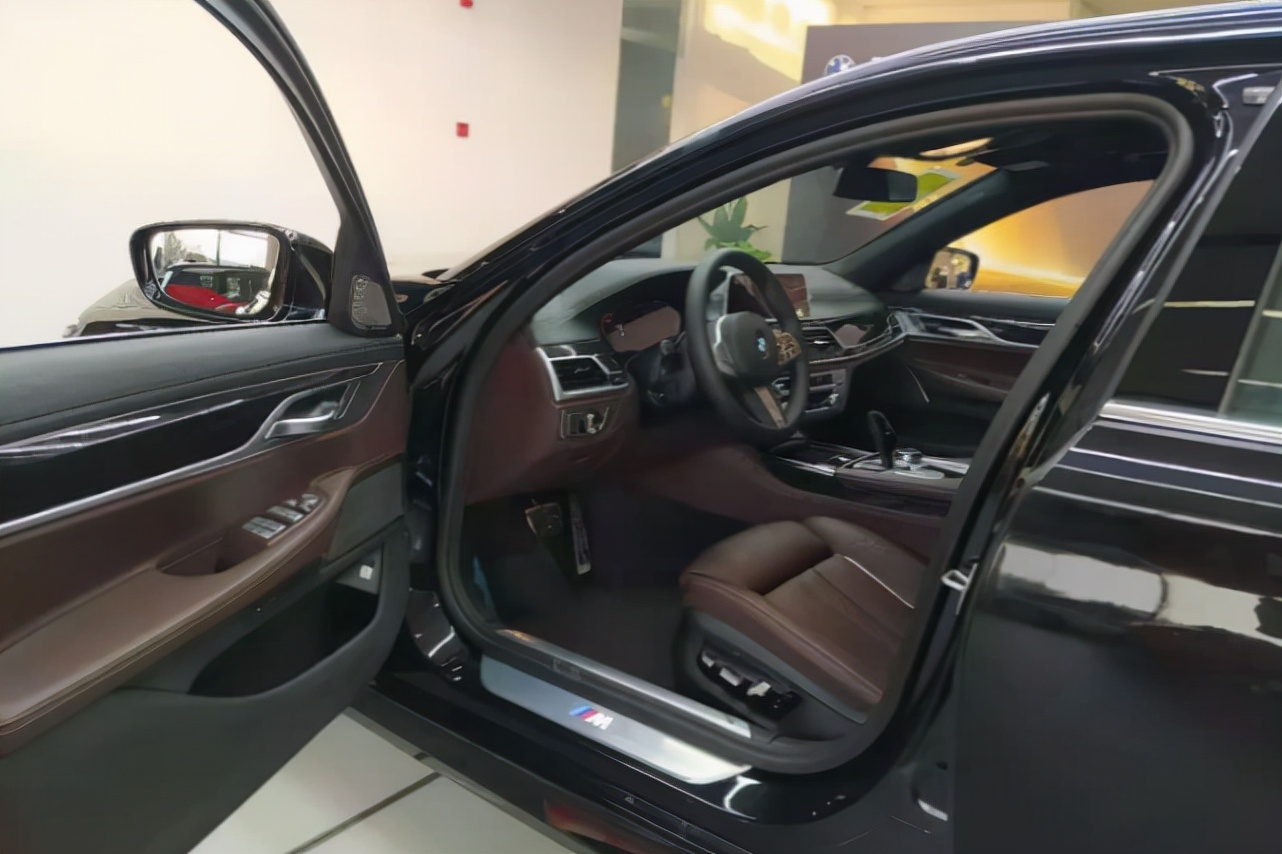 宝马7系深度体验,宝马7系开起来什么感觉