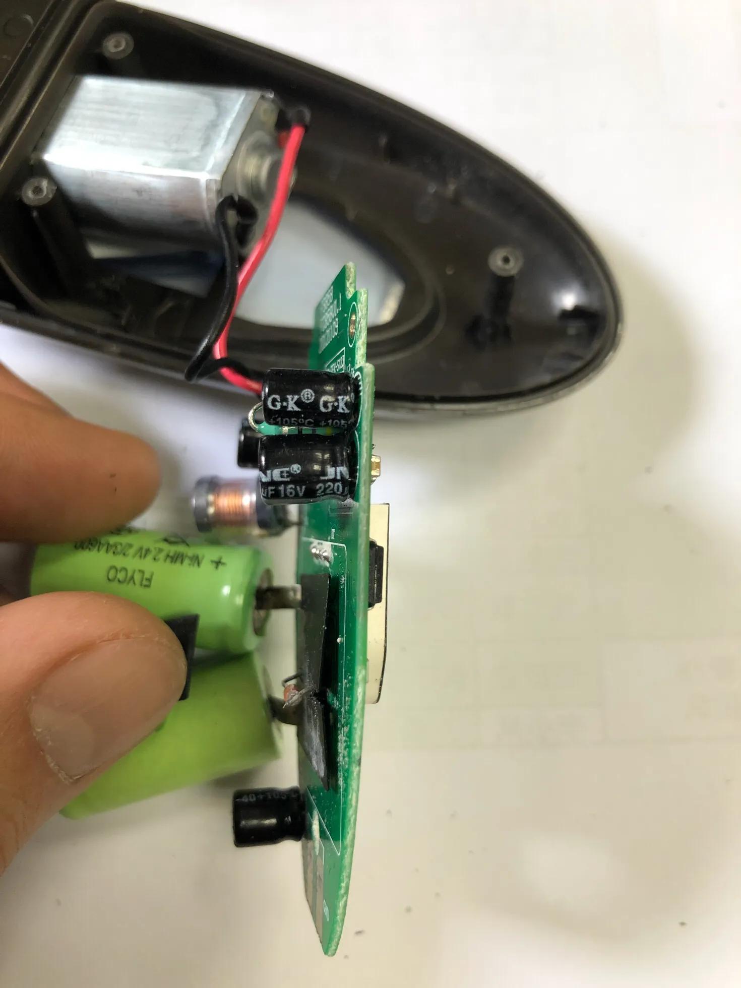 飞科剃须刀s366怎么拆机,飞科剃须刀圆形拆解