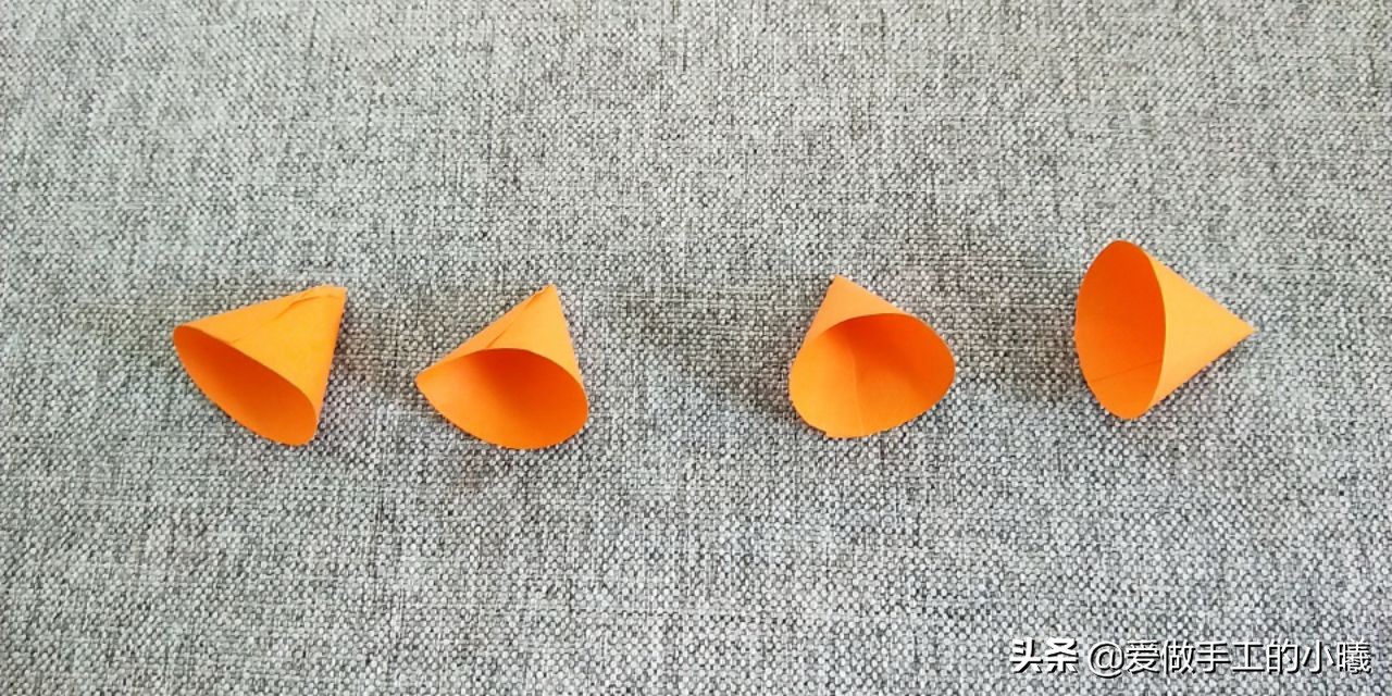 可爱的小熊手环简单手工,小兔子手环手工教程