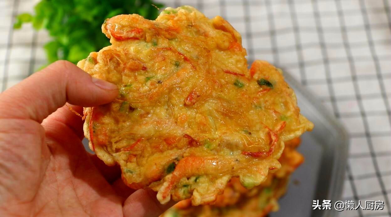 不加水煮的虾怎么做好吃,怎样做虾饼又脆又好吃