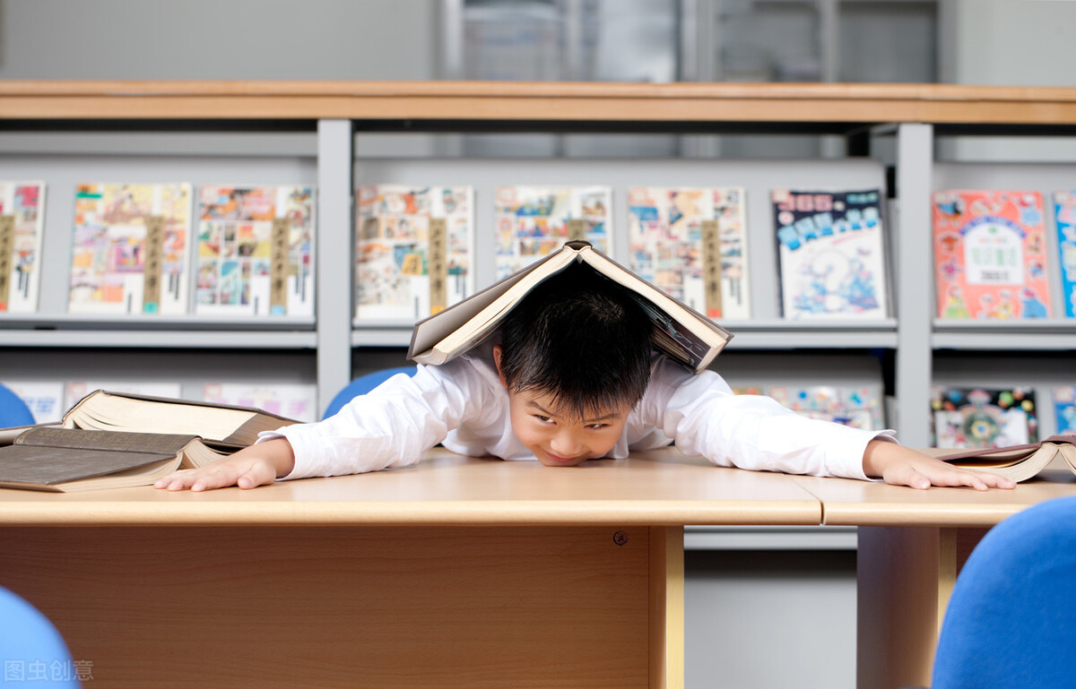 老人溺爱孩子的十种表现,老人溺爱孩子如何去纠正孩子