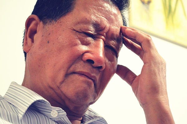 女50岁最近总是胸闷气短没力气,50多岁胸闷气短是怎么回事