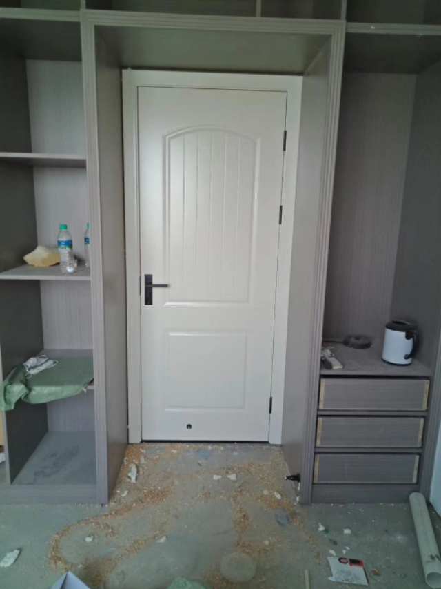 天地轴门扇与门框上下缝隙不一致,门扇靠墙门框和墙的缝隙留多大