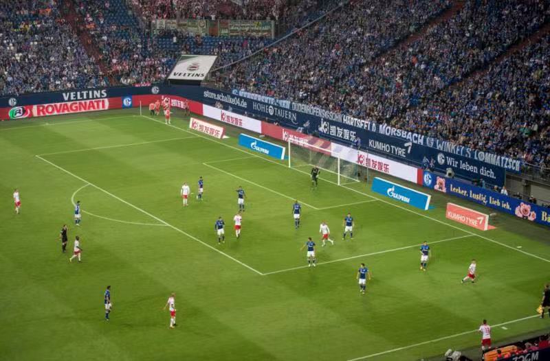 择一城而终老!盘点世界足坛五大忠魂,罗马王子领衔