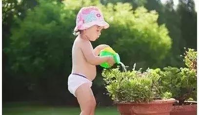 特别厚的裤子适合宝宝穿吗,这几种裤子千万别给孩子穿