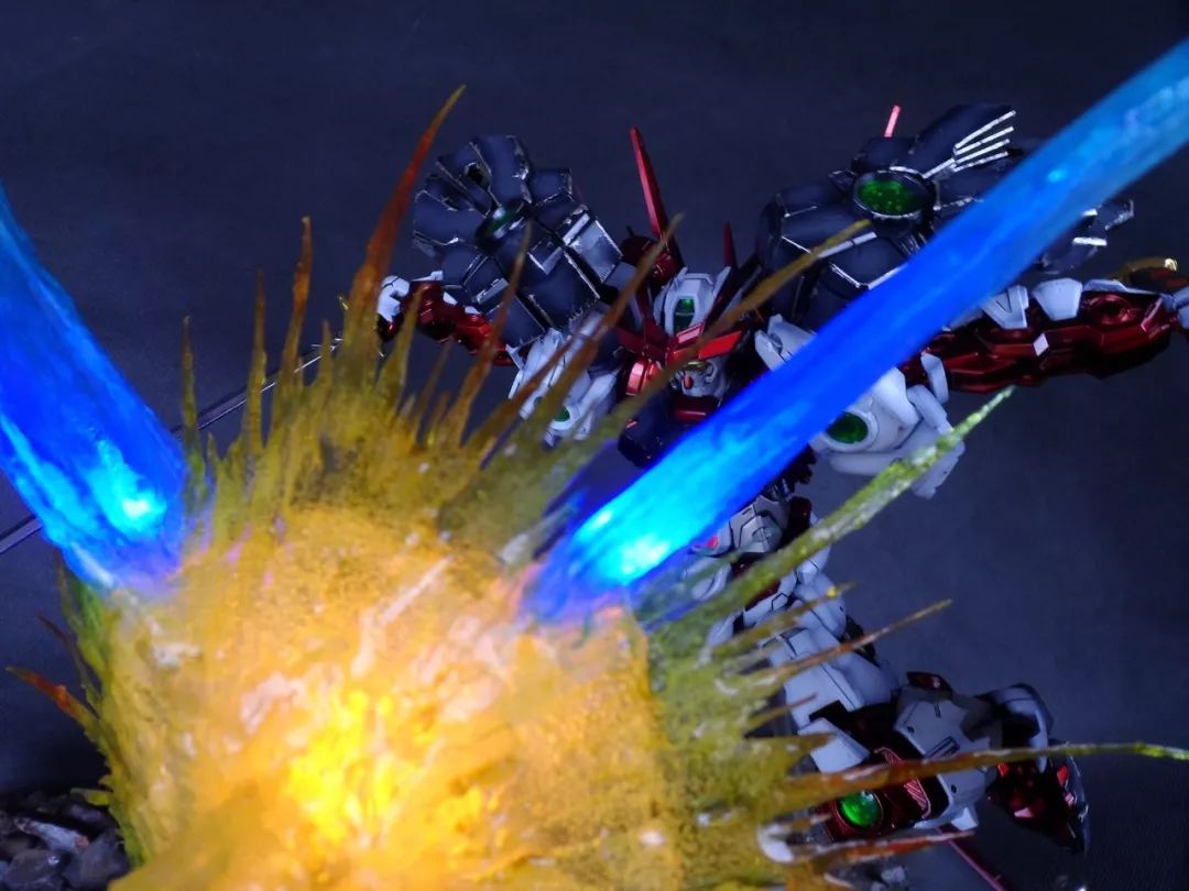 高达模型红异端最强的形态,异端系列高达模型测评