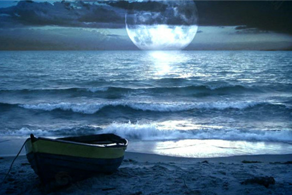 春江花月夜中贯穿全诗的中心意象,春江花月夜是诗中之诗