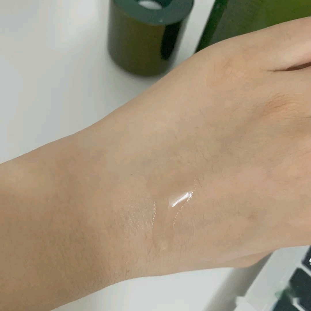 赫莲娜海蓝之谜适合什么皮肤,赫莲娜海蓝之谜哪个水好