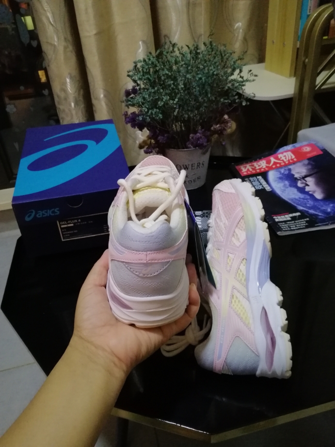 亚瑟士跑鞋跑步前的拉伸和热身,亚瑟士跑鞋怎么跑起来感到硬