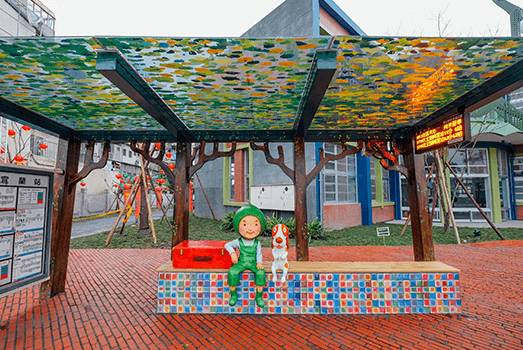 他的绘本故事治愈了千万人，80后90后都看过他的漫画