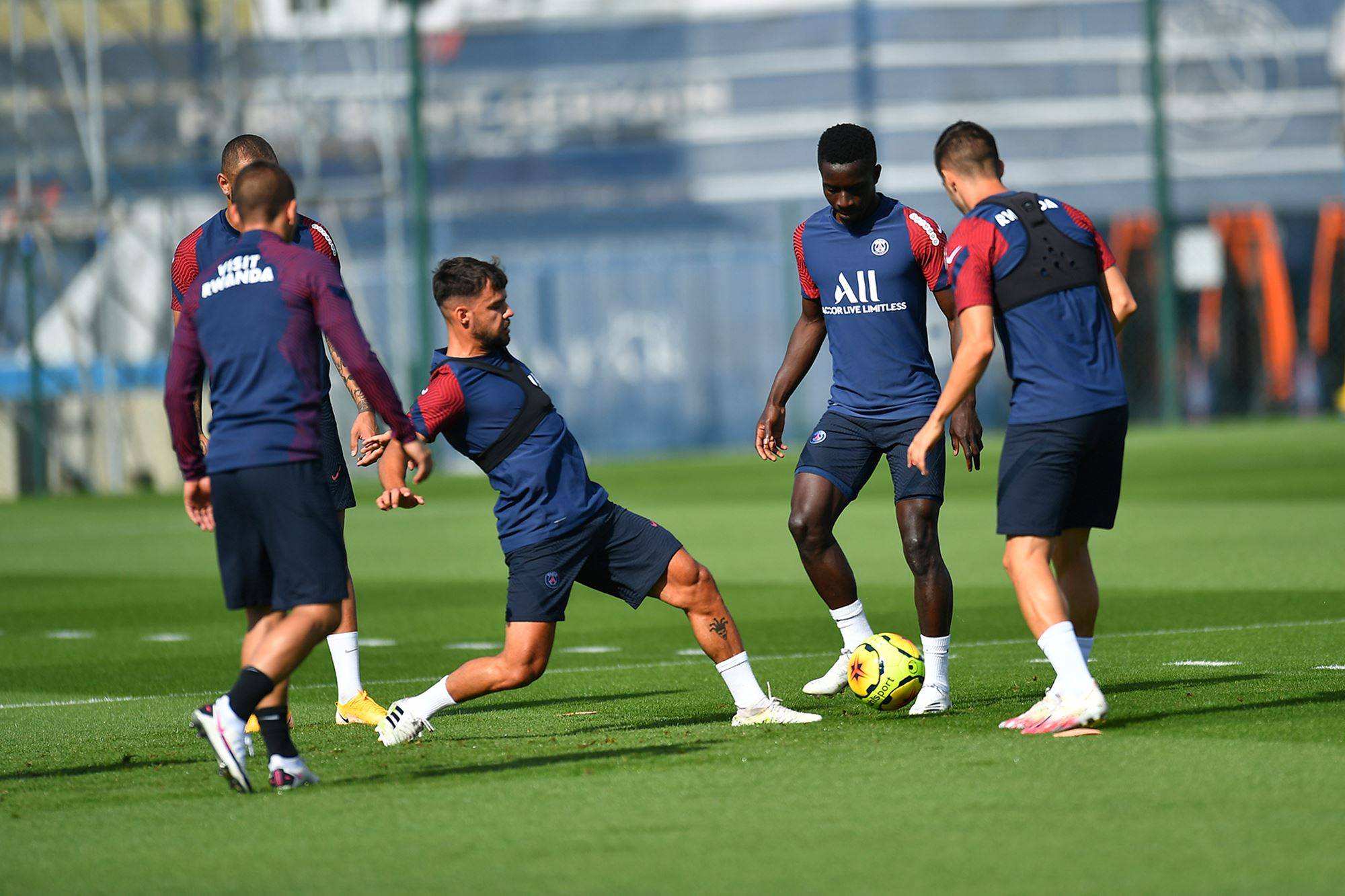 大巴黎新赛季打法,大巴黎新赛季最强阵容