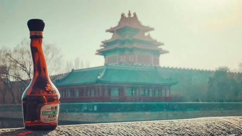 一担粮京味二锅头如何做到“2020年销售暴涨50%”？