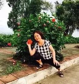 爸妈的拍照技术差距有多大,爸妈一起拍照姿势