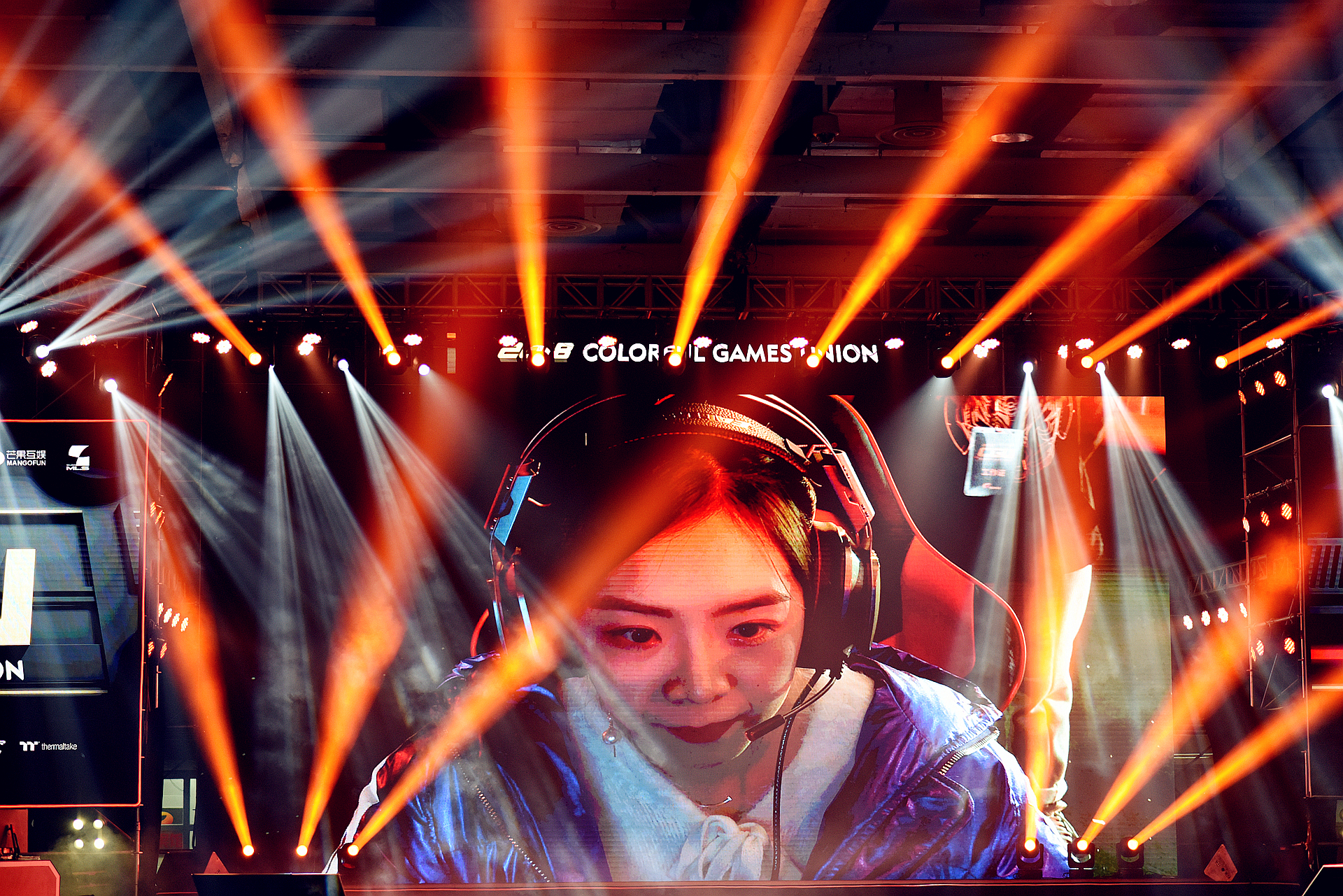 CGU2018电竞盛典燃爆星城长沙,数万人嗨翻湖南会展中心