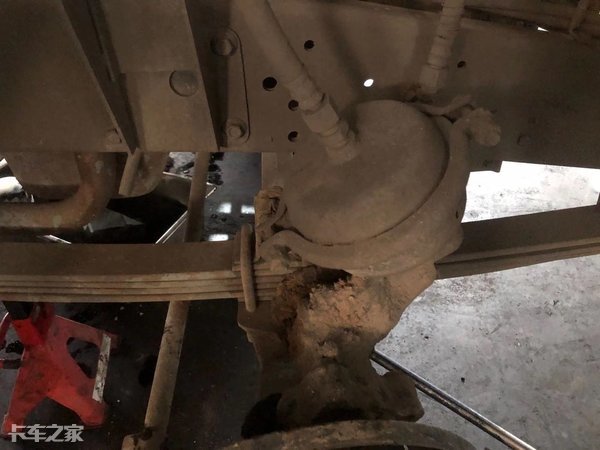 轻卡油刹刹车不灵怎样修理,轻卡四轮保养加换刹车片