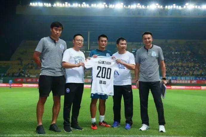 唐淼丁海峰,唐淼双胞胎兄弟