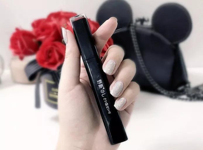 头顶小碎发怎么拉直,头顶炸毛碎发多理发店怎么打理