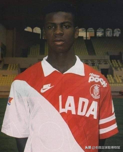 面授机宜1.2亿库利巴利，可以防守外星人的法国黑人民族英雄