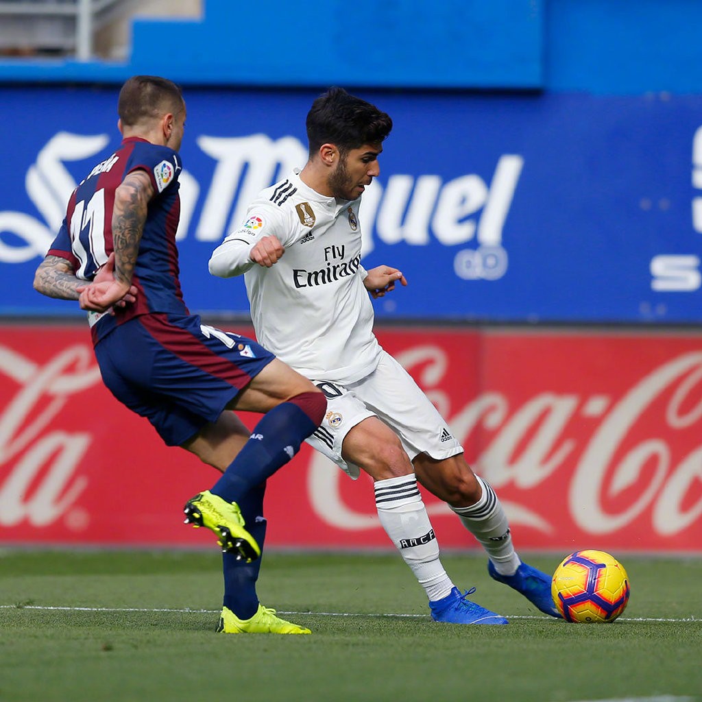 银河战舰谢幕欧洲杯,梅西对埃瓦尔四连胜