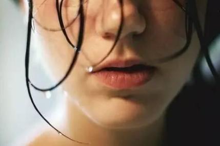 夏天不出汗的人,夏天都不怎么出汗对身体有影响吗