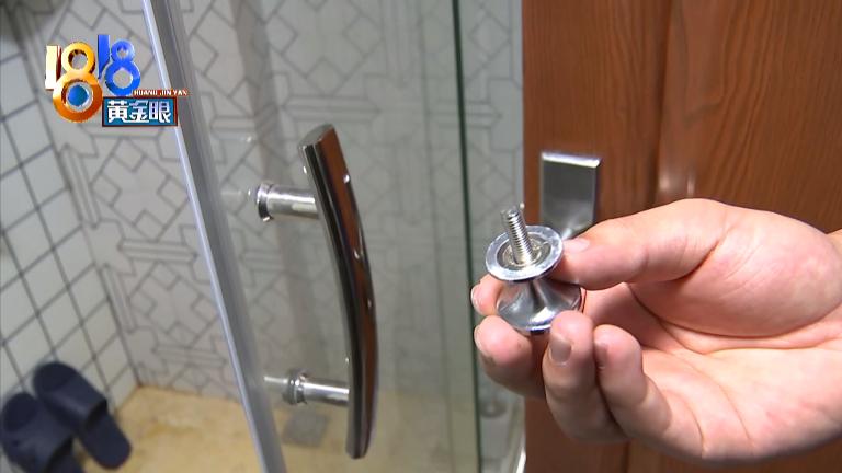 小张被浴室玻璃门割伤手，热搜第一！小伙误打误撞成了网红，刚刚记者又联系了小张