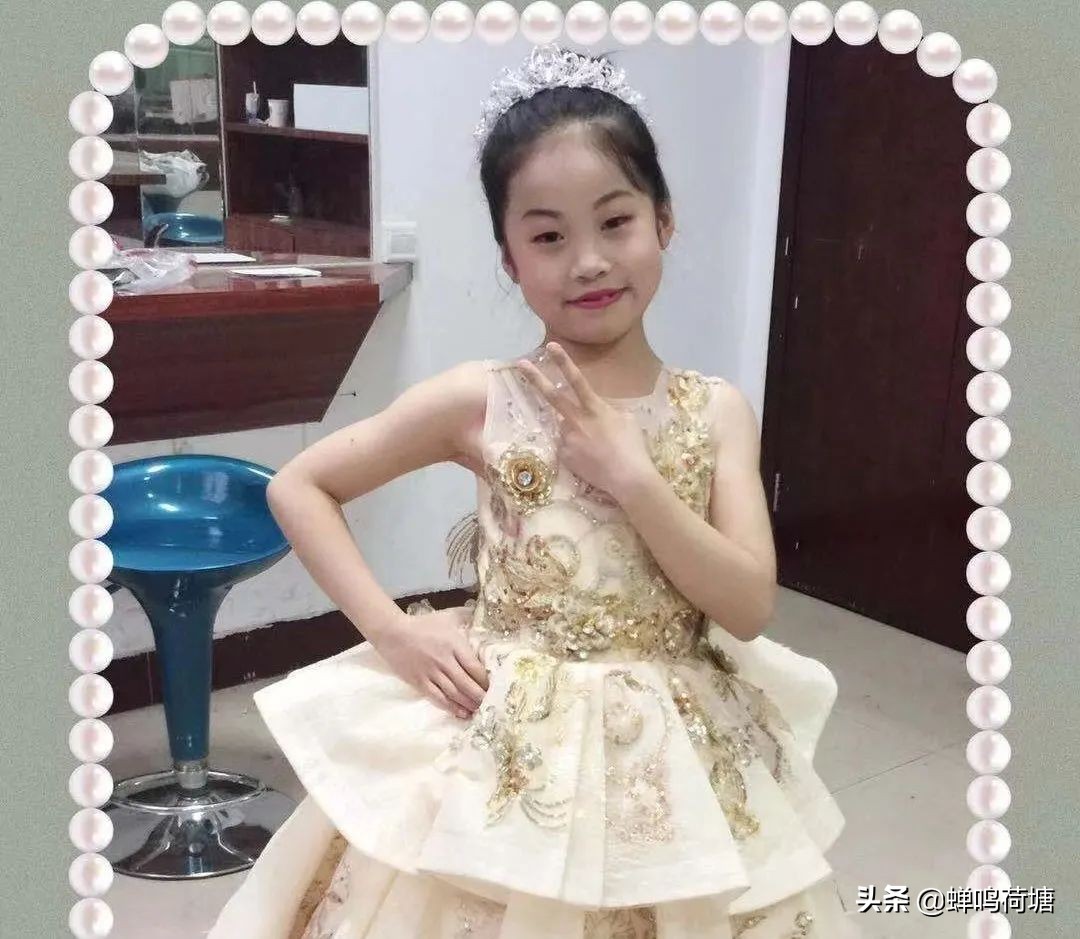 来自全国各地的优秀小主播隔空合诵《我是湖北人》