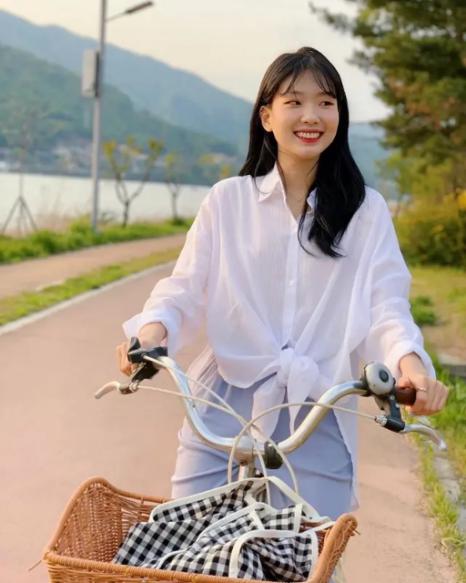 大学生简单化妆用什么化妆品好,寒假学化妆推荐平价化妆品