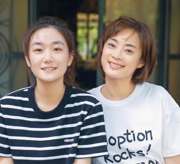 懒理关系户吐槽，孙俪妹妹晒与姐姐同款秀姐妹情，打卡故宫气质赞