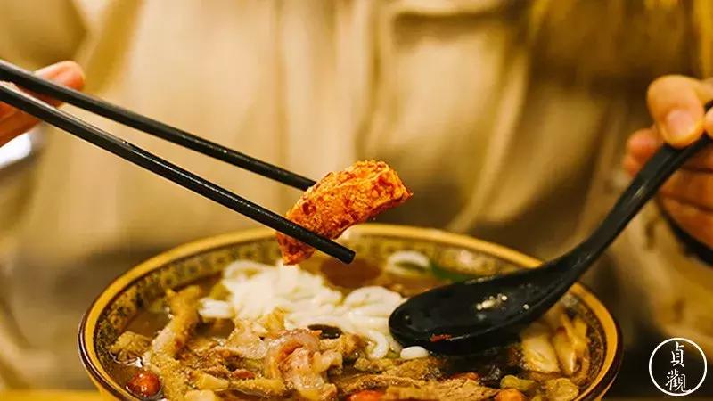 这次改造桂林米粉店，设计师差点儿被当成了*子骗**||西安温度