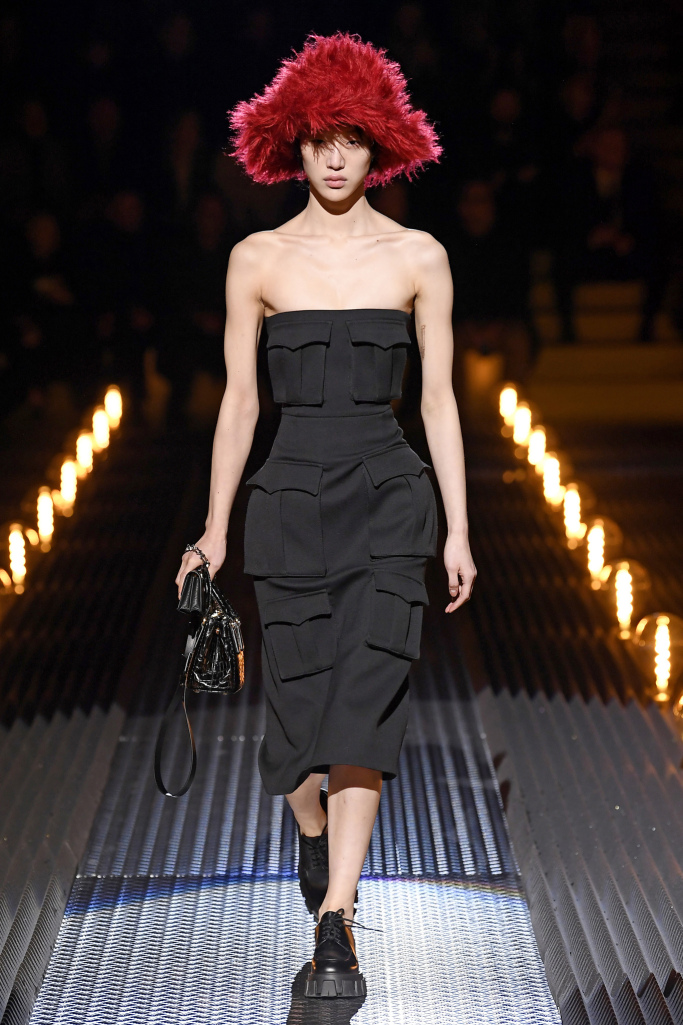 米兰2012秋冬男装周prada专场秀,米兰时装周prada2024